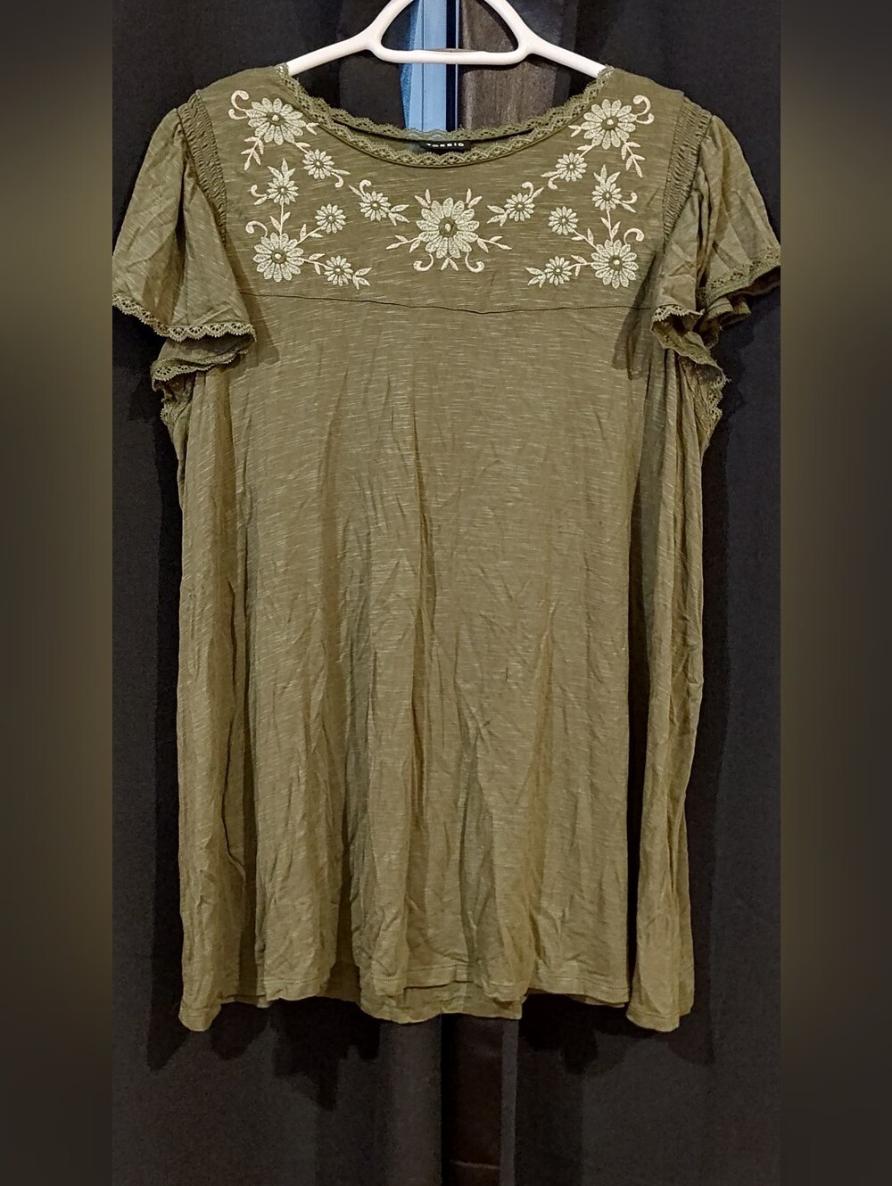 torrid Olive Green Embroidered Scoop Neck Tunic
